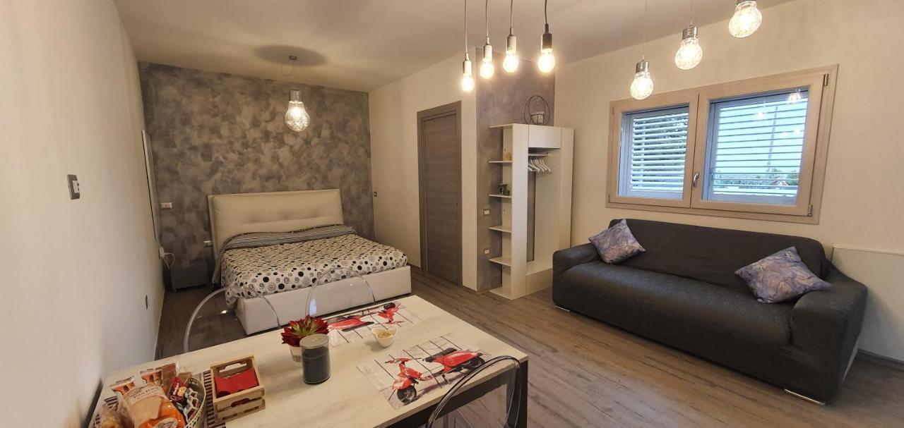 La Casetta Tra Sassi E Ulivi B&B Матера Экстерьер фото